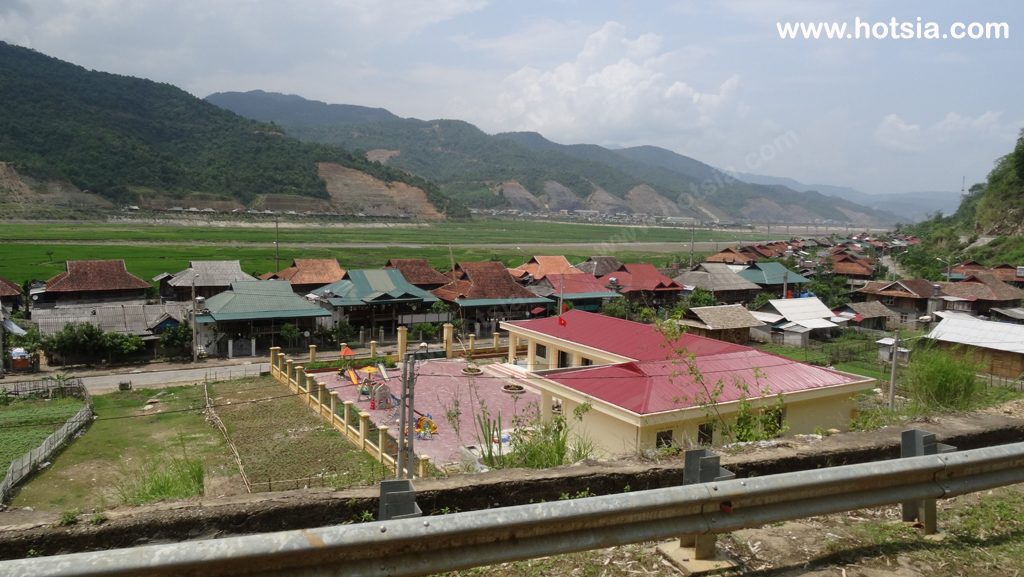 เวียดนาม จังหวัดลายเจิว บ้านคนไทยในเวียดนามเหนือ