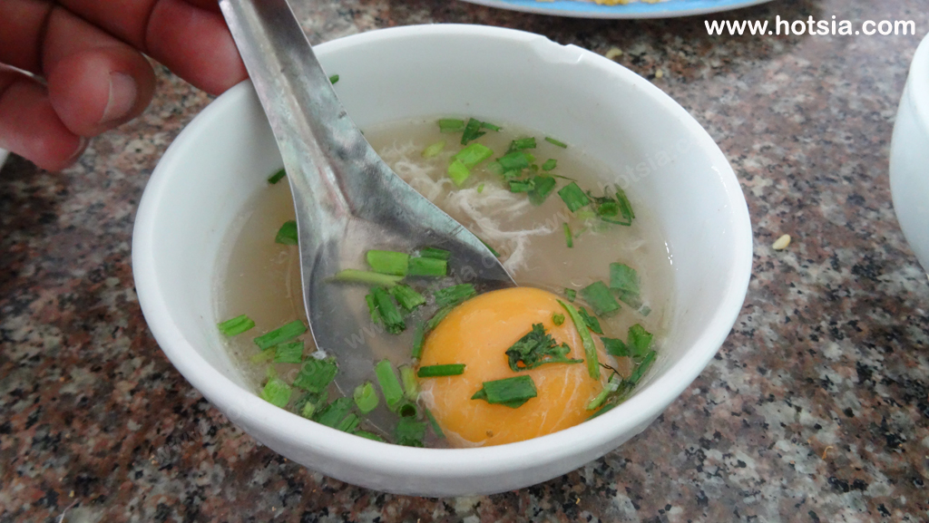 จังหวัดหลั่งเซิน เวียดนาม ซุปไข่ดิบ