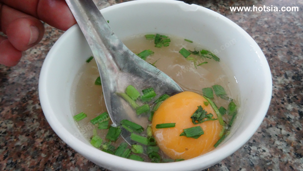 จังหวัดหลั่งเซิน เวียดนาม ซุปไข่ดิบ
