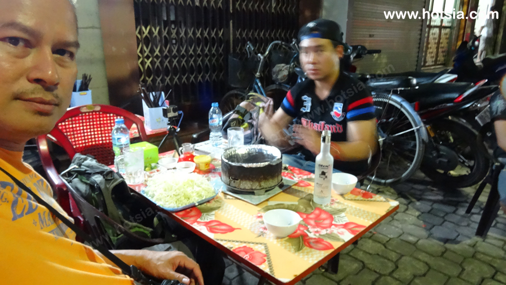 เวียดนาม จังหวัดนามดิ่ง เวียดนาม หมูกะทะเวียดนาม