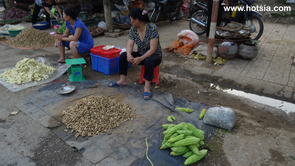 จังหวัดเตวียนกวาง เวียดนาม ตลาดเช้าจังหวัดเตวียนกวาง