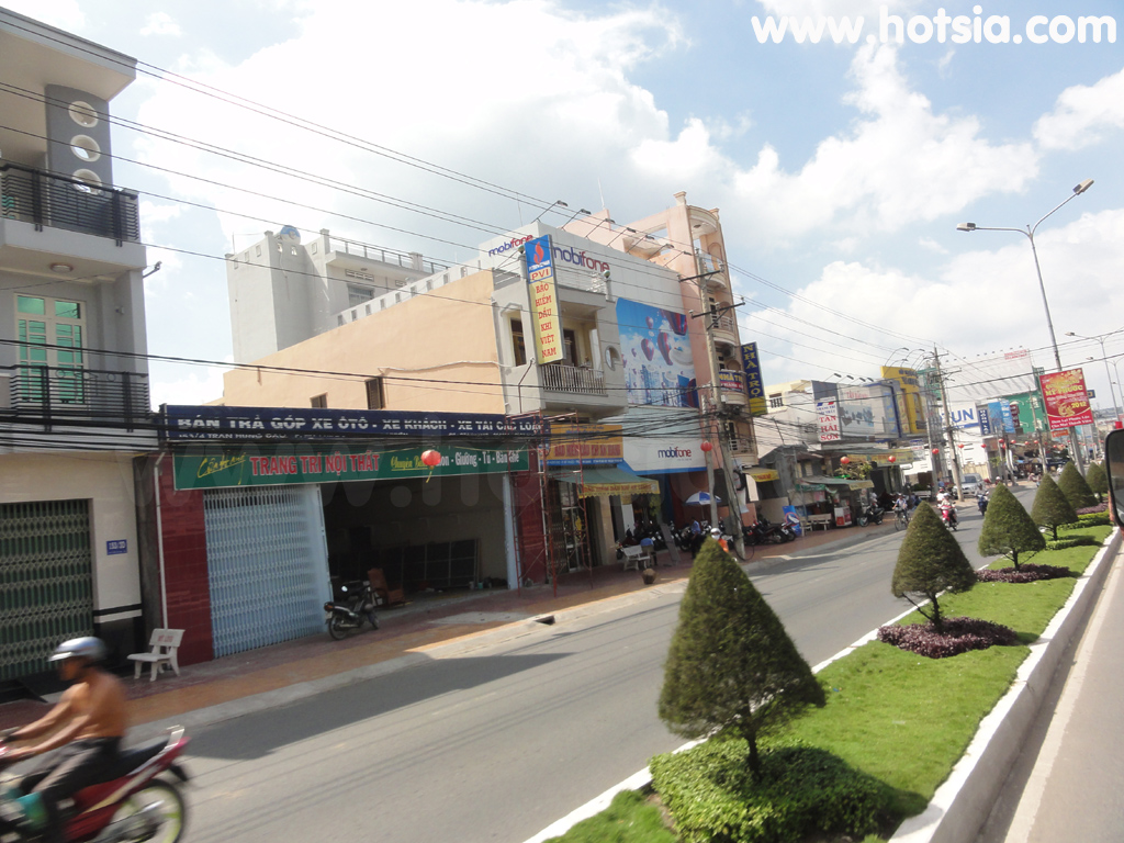 อันเกียง An Giang เมืองลองซเวียน