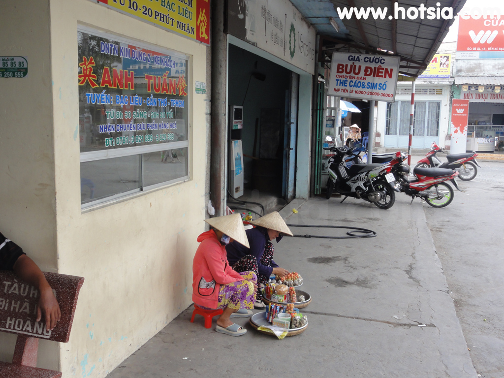 จังหวัดบักเลียว สถานีขนส่ง