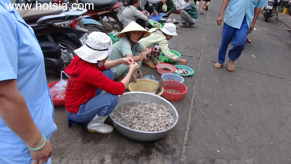 จังหวัดบ่าเสียะ-หวุงเต่า ตลาดเช้าเมืองบ่าเสียะ