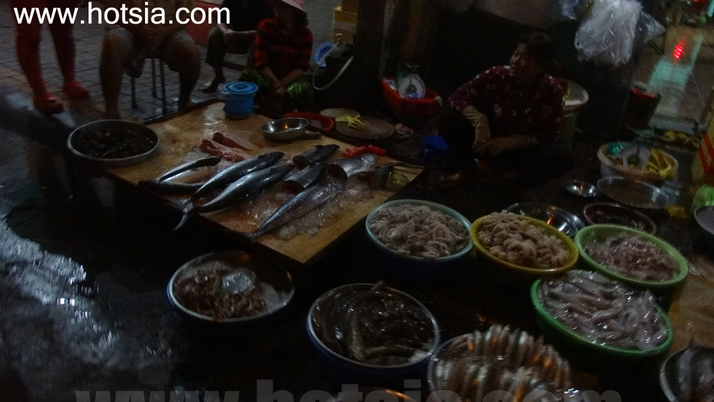 จังหวัดบ่าเสียะ-หวุงเต่า ตลาดอาหารทะเลกลางคืน