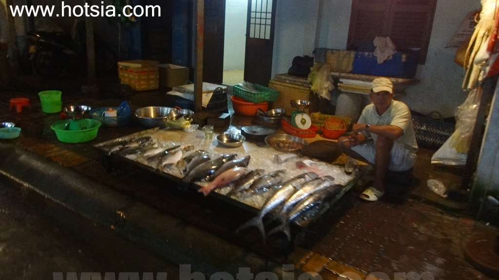 จังหวัดบ่าเสียะ-หวุงเต่า ตลาดอาหารทะเลกลางคืน