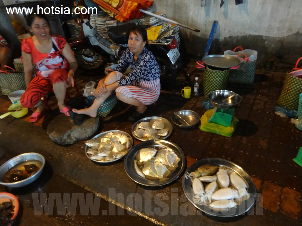 จังหวัดบ่าเสียะ-หวุงเต่า ตลาดอาหารทะเลกลางคืน