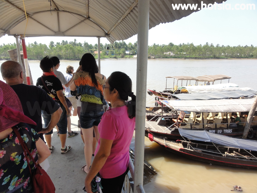 เบ๋นแจ Ben Tre ทัวร์เที่ยวสวนมะพร้าวเบ๋นแจ(Ben tre tour)