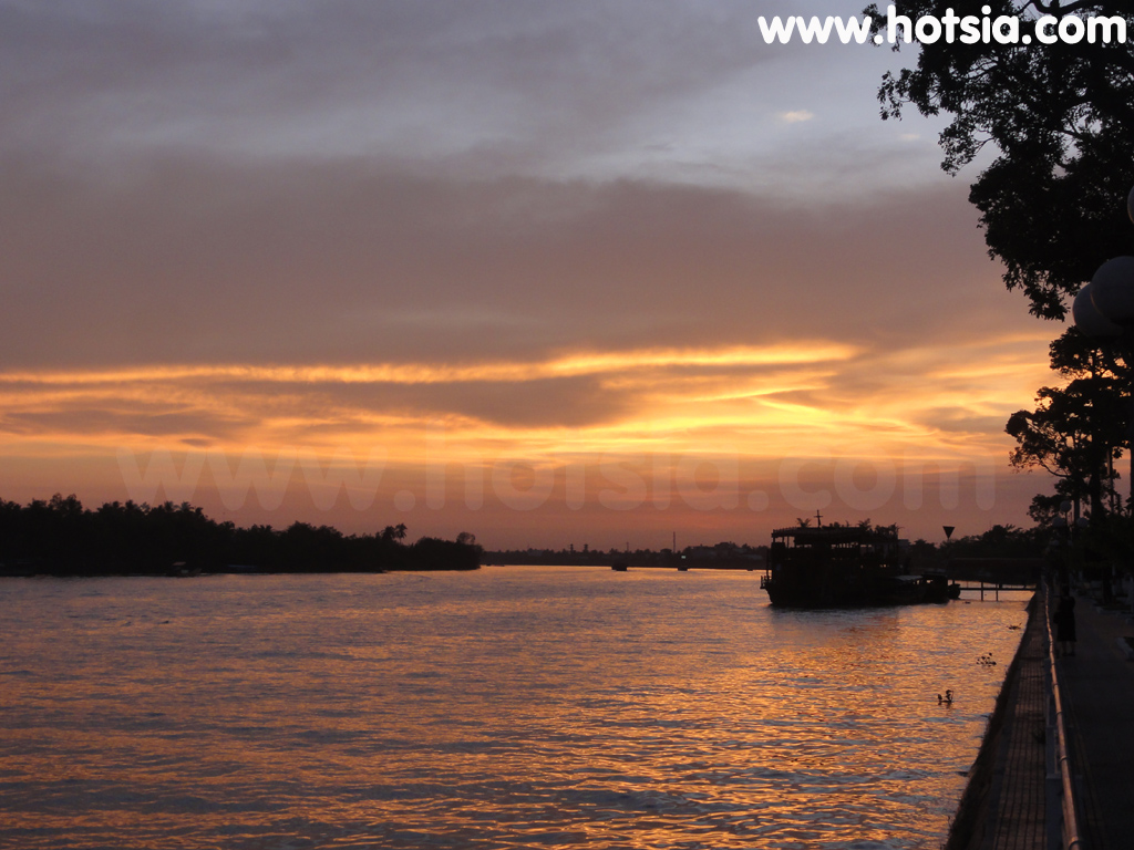 เบ๊นแตร (เบ๋นแตร) Ben Tre อาทิตย์ตกดินแม่น้ำเบ๊นแตร