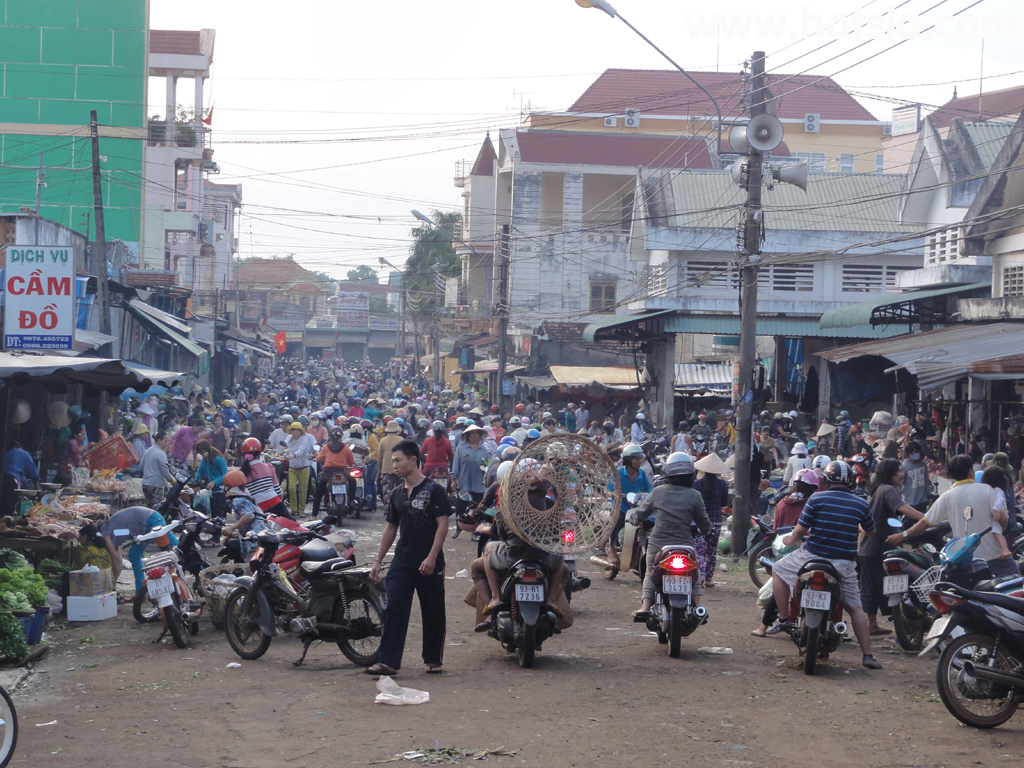 บิ่ญฟวก Binh Phuoc ตลาดเมืองดองซอย(Dong xoai market)