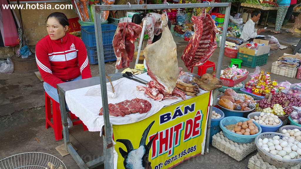 เมืองด่งซอย(Dong Xoai) จังหวัดบิ่ญเฟือก(Binh Phuoc) ตลาดเช้าด่งซอย(Dong Xoai morning market 2016)