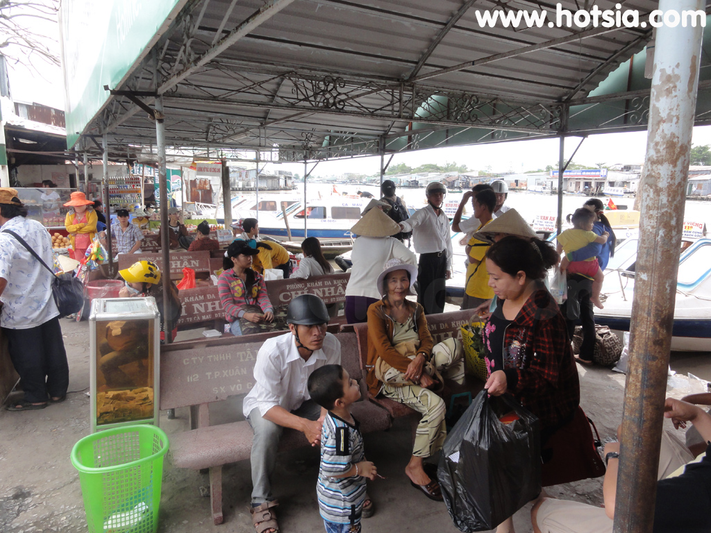 จังหวัดก่าเมา (Ca Mau) ท่าเรือโดยสารจังวัดกาเมา (Ca Mau)