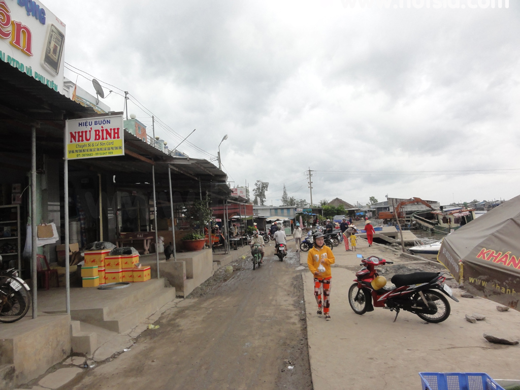 จังหวัดกาเมา(Ca Mau) เมืองดัทมุ๋ย(Dat Mui)