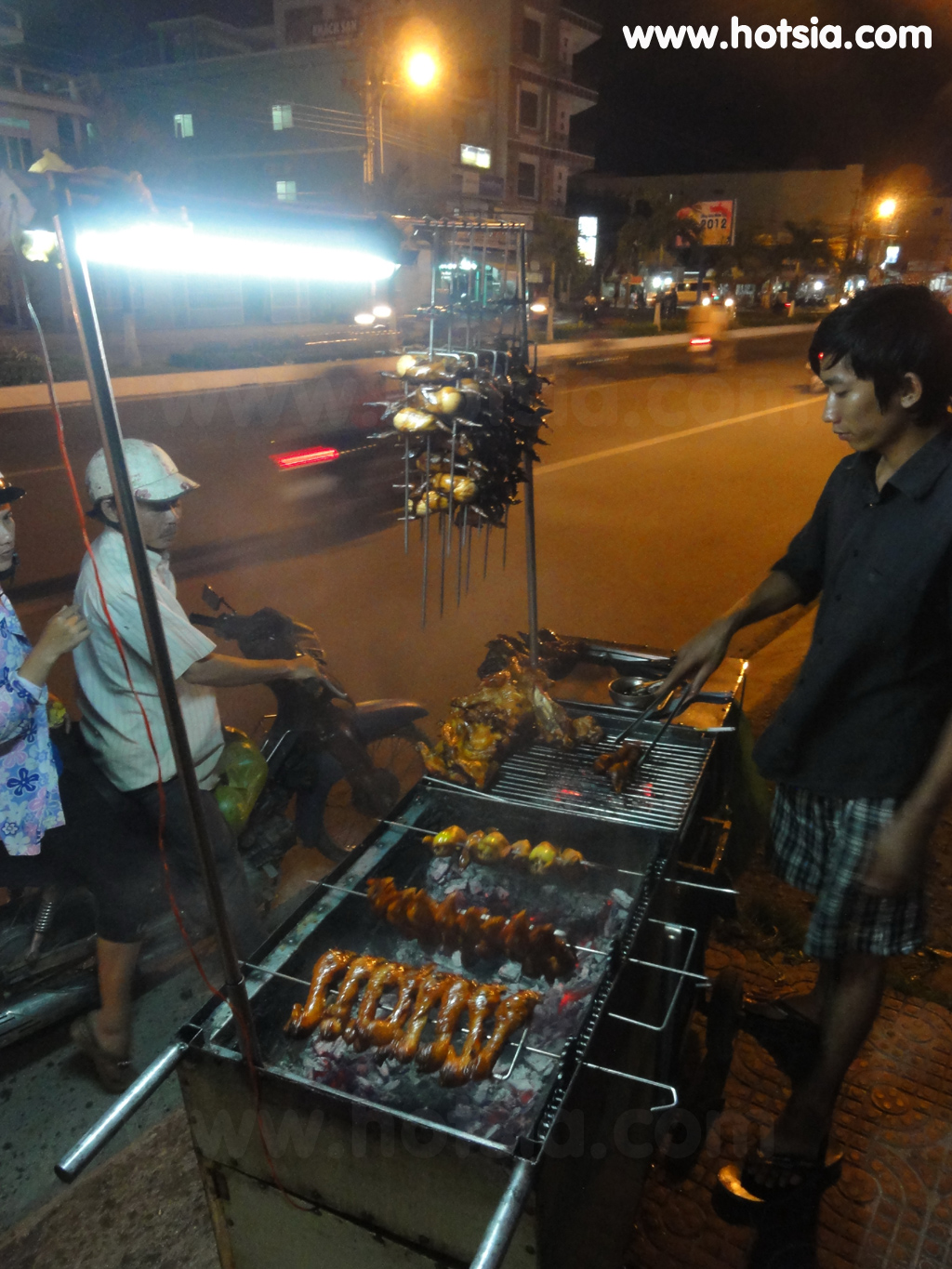 จังหวัดก่าเมา(Ca Mau vietnam) ย่างไข่ในท้องนก