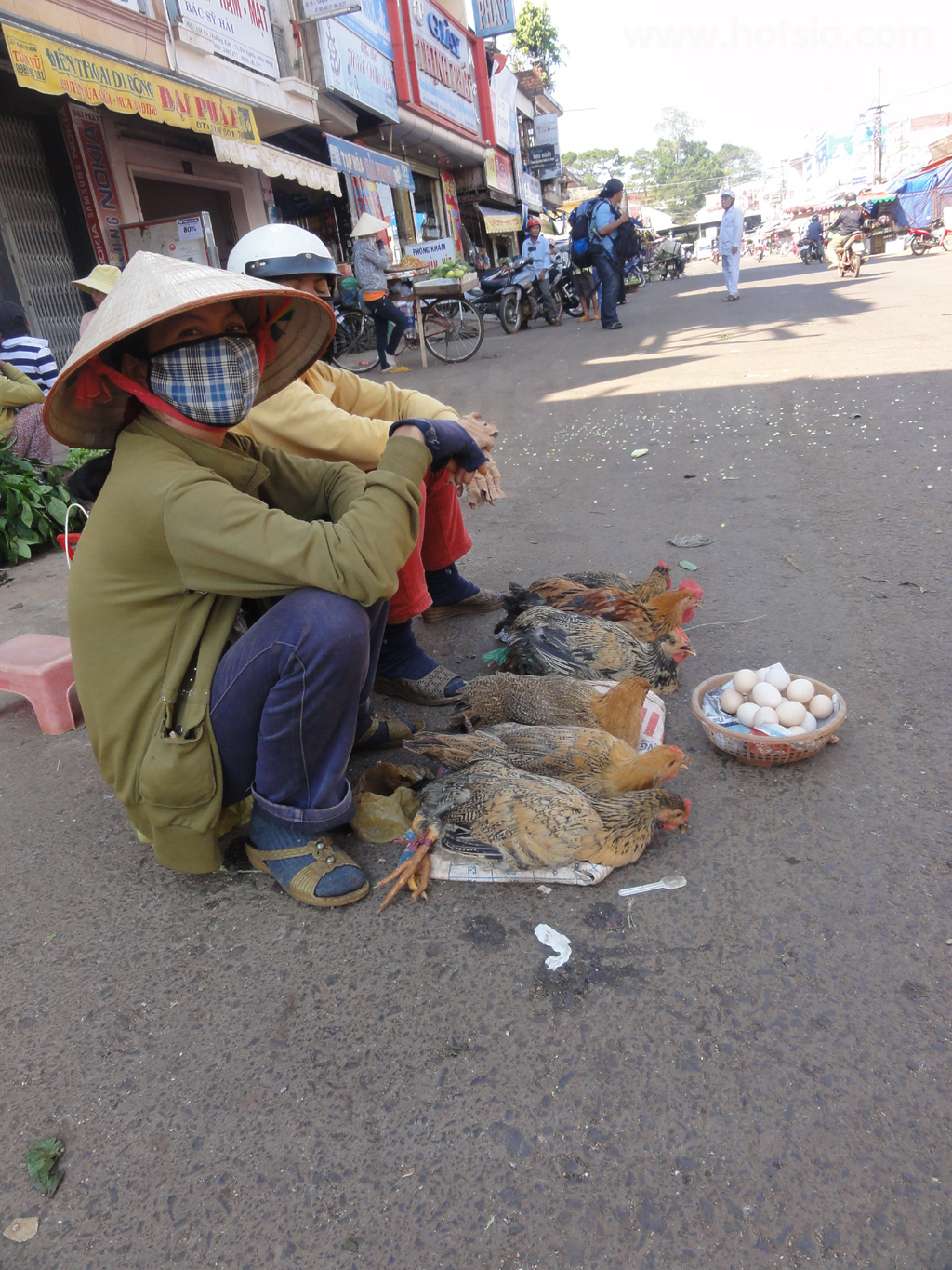 ดักโนง Dak Nong ตลาดเช้ายาเงี๋ย(Gai Nghia )