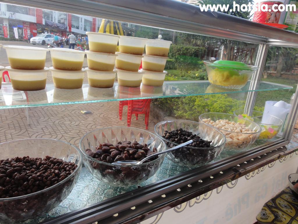ดักโนง Dak Nong คัสตาร์ดเมืองยาเงี๋ย(Egg CustardGai Nghia)