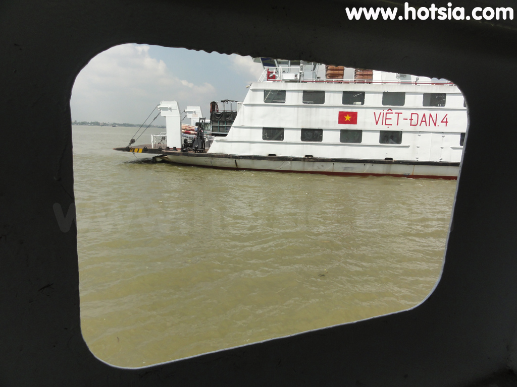 ด่งทัป Dong Thap ข้ามฝากเรือไปจังหวัดอันเกียง(An Giang)