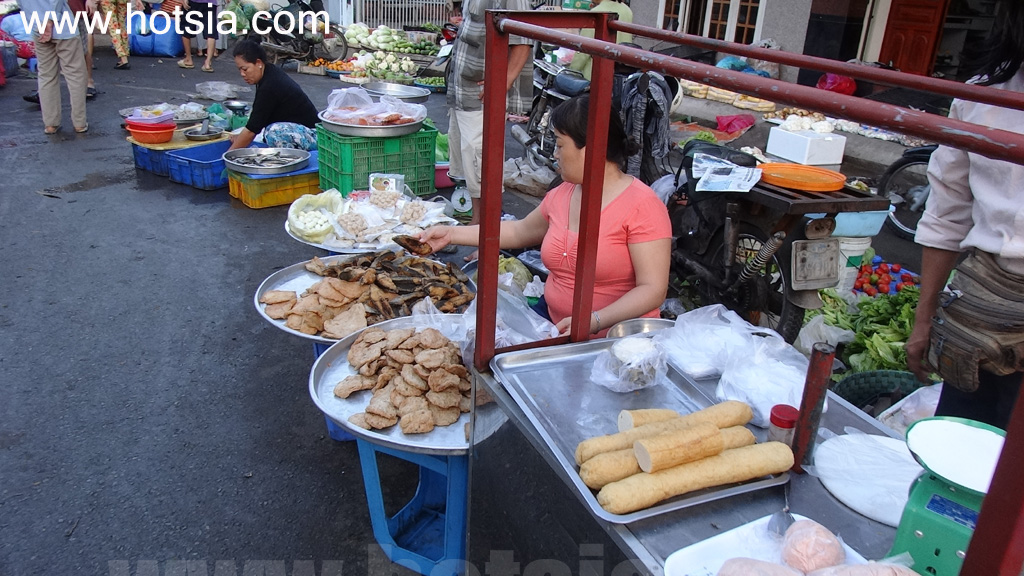 จังหวัดด่งนาย ตลาดเช้าดงไน