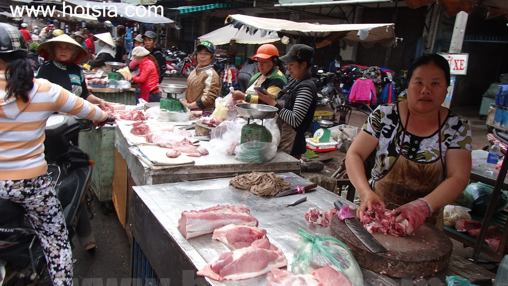 จังหวัดญาลาย ตลาดเช้าเปลกู ญาลาย