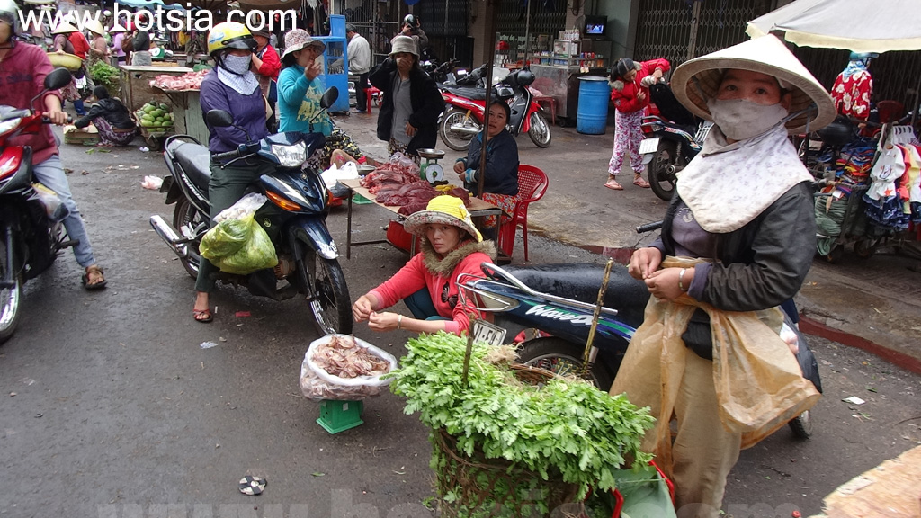 จังหวัดญาลาย ตลาดเช้าเปลกู ญาลาย