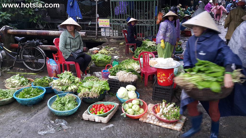 จังหวัดห่าติ่ญ ตลาดเช้า ตลาดเย็น จังหวัดห่าติ่ญ