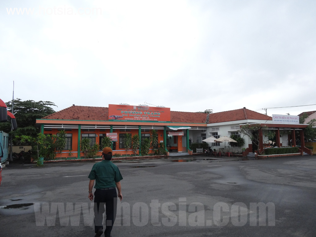 เที่ยวเวียดนามด้วยตัวเอง จังหวัดแทงหวา สถานีขนส่งญาจาง (Nha Trang Bus station)