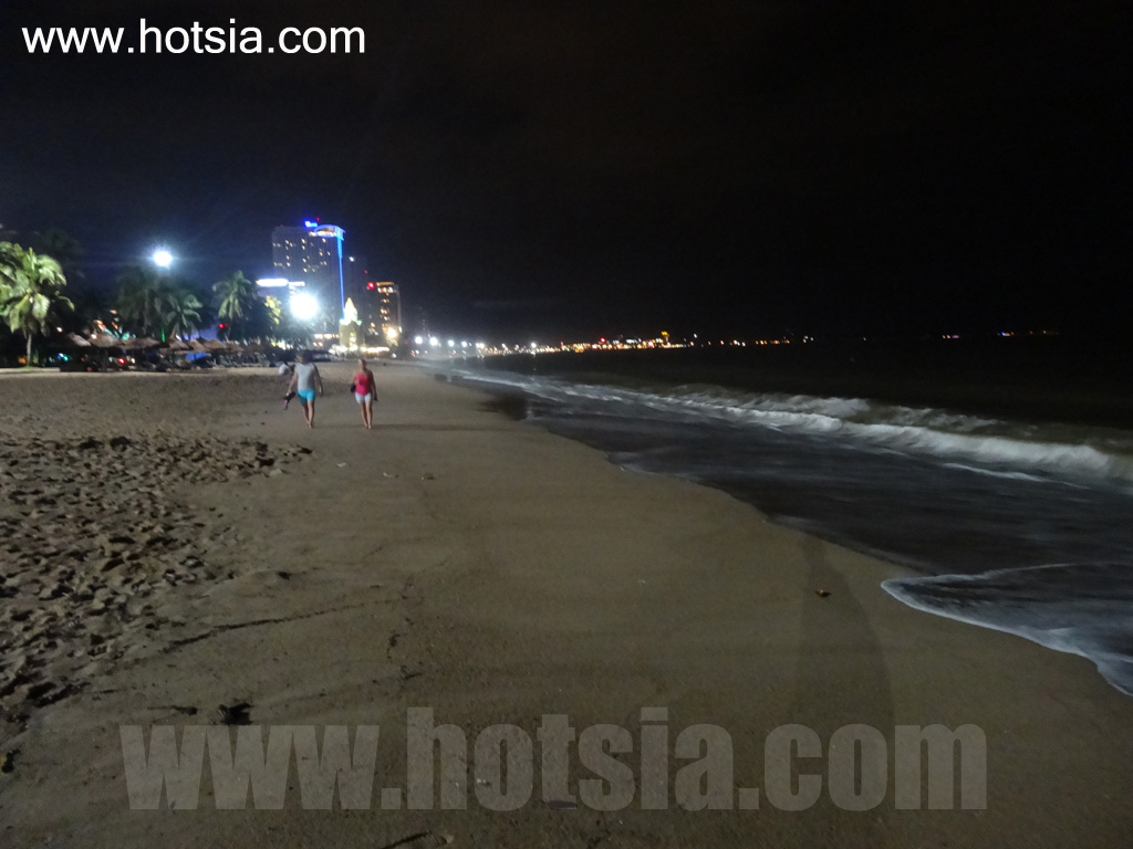 เที่ยวเวียดนามด้วยตัวเอง จังหวัดแทงหวา แนะนำโรงแรมในญาจาง (Nha Trang hotels)