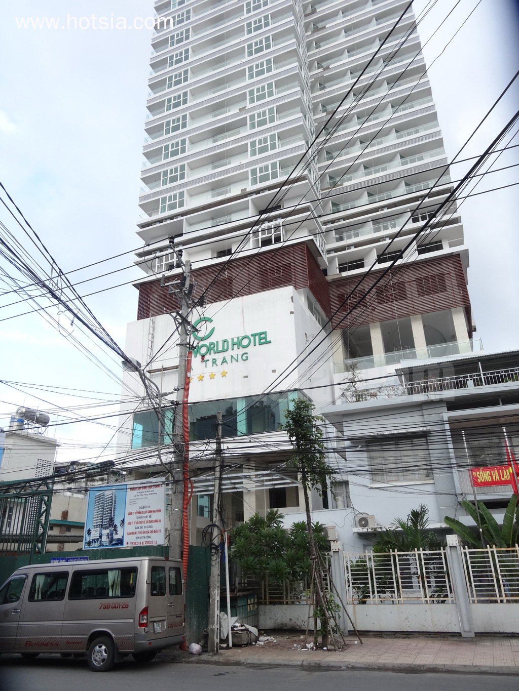 เที่ยวเวียดนามด้วยตัวเอง จังหวัดแทงหวา แนะนำโรงแรมในญาจาง (Nha Trang hotels)