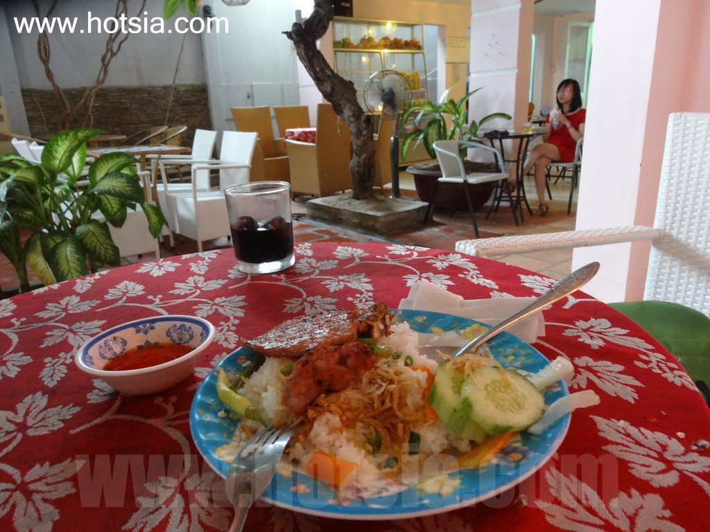 จังหวัดนิงถ่วน ร้านกาแฟในฟานราง