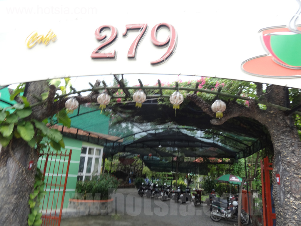 จังหวัดนิงถ่วน ร้านกาแฟในฟานราง