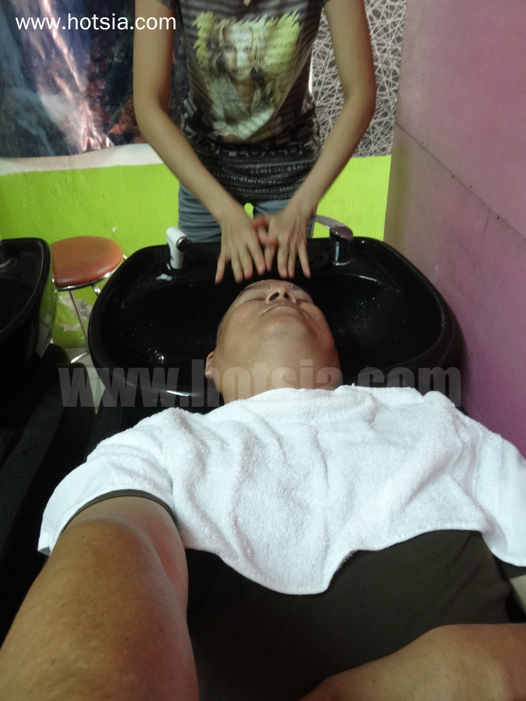 จังหวัดฟานเถียต ตัดผมนวดหน้าในฟานเถียต