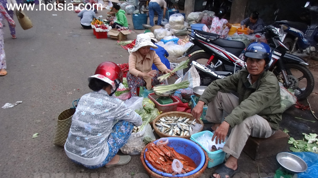 จังหวัดฟานเถียต ตลาดเช้าในฟานเถียต