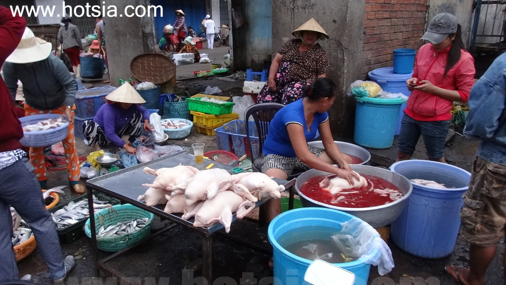 จังหวัดฟานเถียต ตลาดเช้าในฟานเถียต