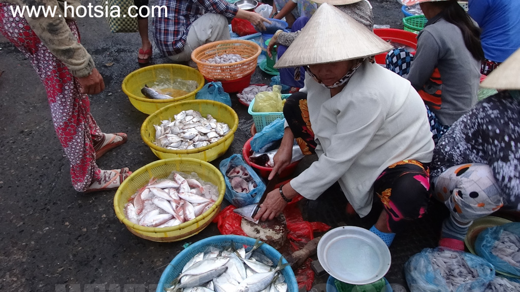 จังหวัดฟานเถียต ตลาดเช้าในฟานเถียต