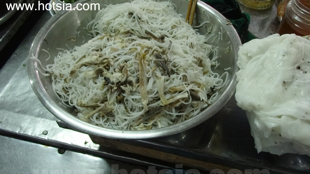 เที่ยวจังหวัดกวั๋งนาม อาหารการกิน