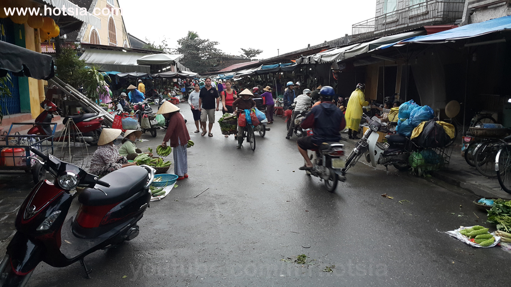 แบกเป้ฮอยอัน ตลาดเช้าฮอยอัน 2559