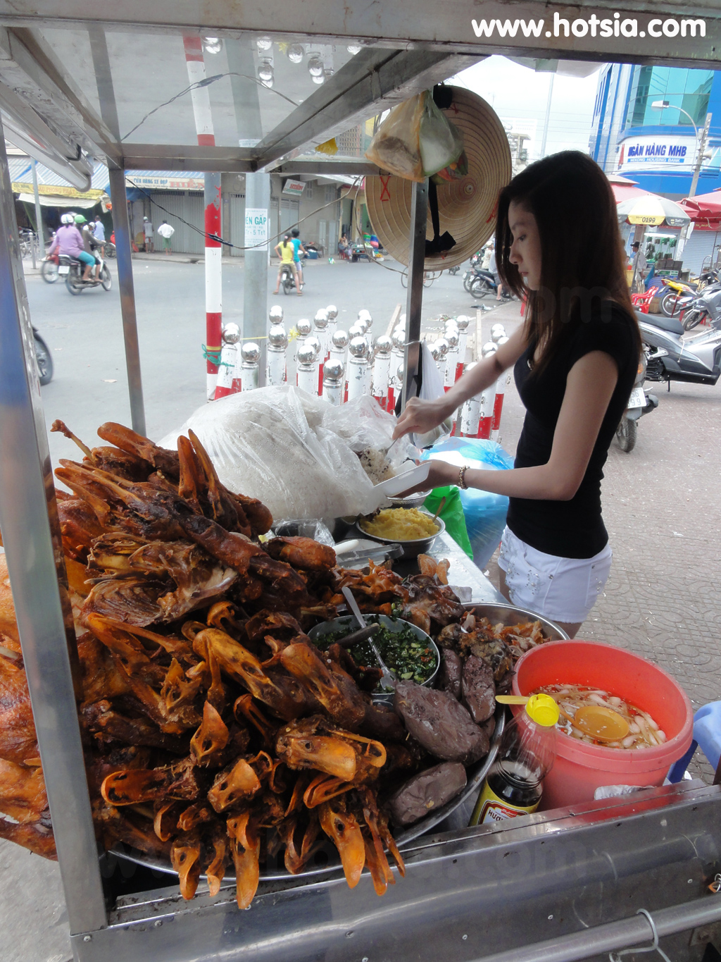เที่ยวจังหวัดช็อกจรัง(Soc trang) ข้าวเหนียวหน้าเป็ด (Soc trang food)
