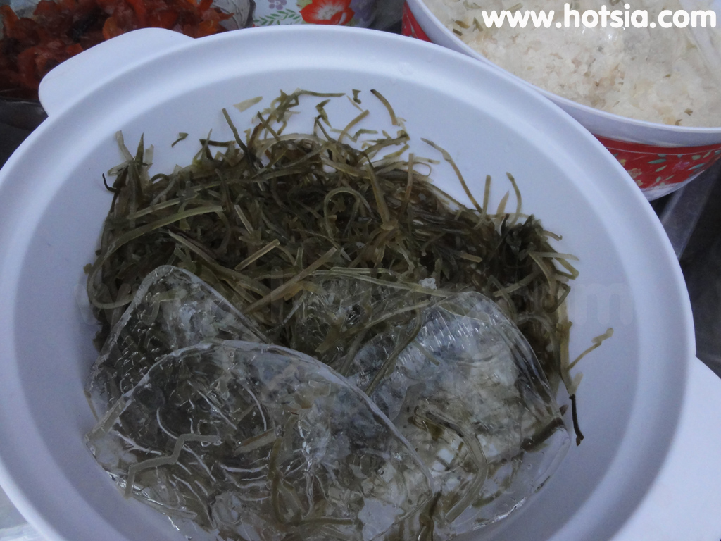 เที่ยวจังหวัดช็อกจรัง(Soc trang) เต้าทึงเย็นใส่ไข่