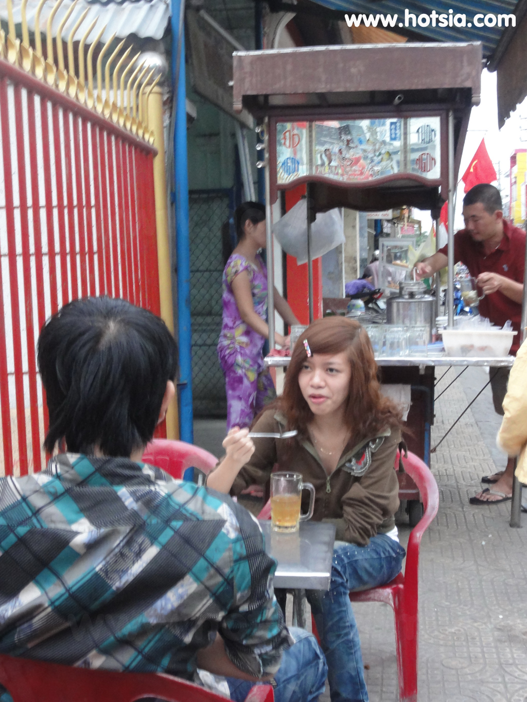 เที่ยวจังหวัดช็อกจรัง(Soc trang) เต้าทึงเย็นใส่ไข่