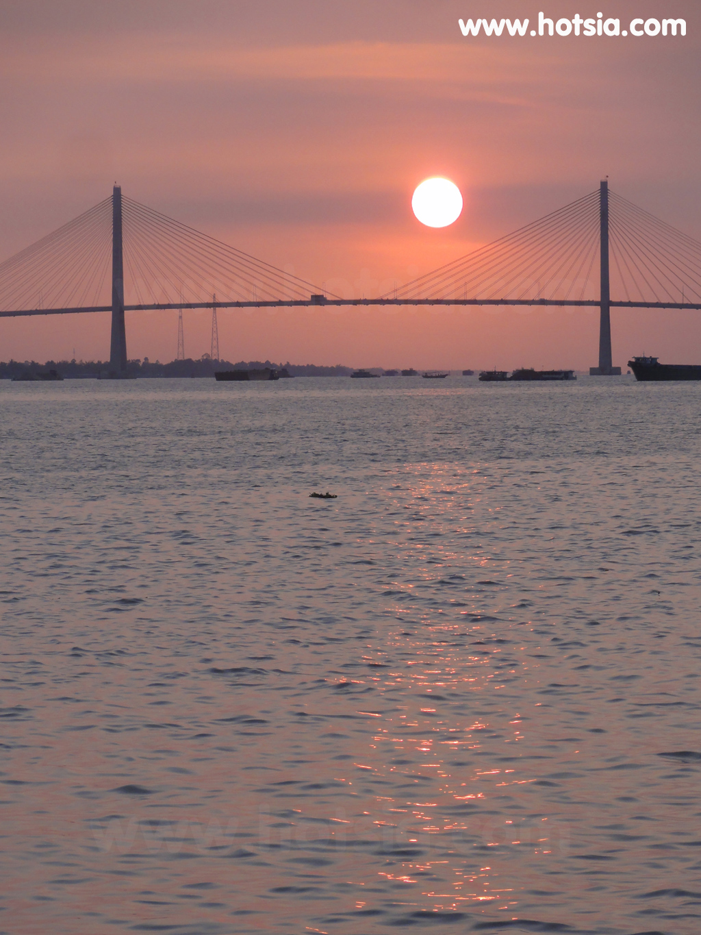 เตี่ยนยาง Tien Giang อาทิตย์ตกที่หมีเทอ จังหวัดเตี่ยนยาง(sun set my tho)
