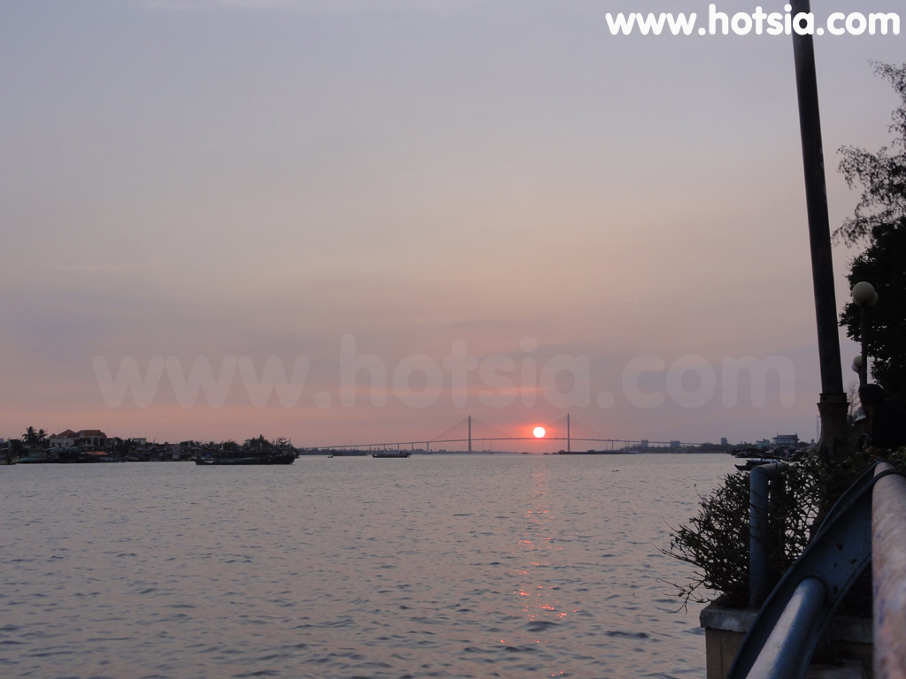 เตี่ยนยาง Tien Giang อาทิตย์ตกที่หมีเทอ จังหวัดเตี่ยนยาง(sun set my tho)