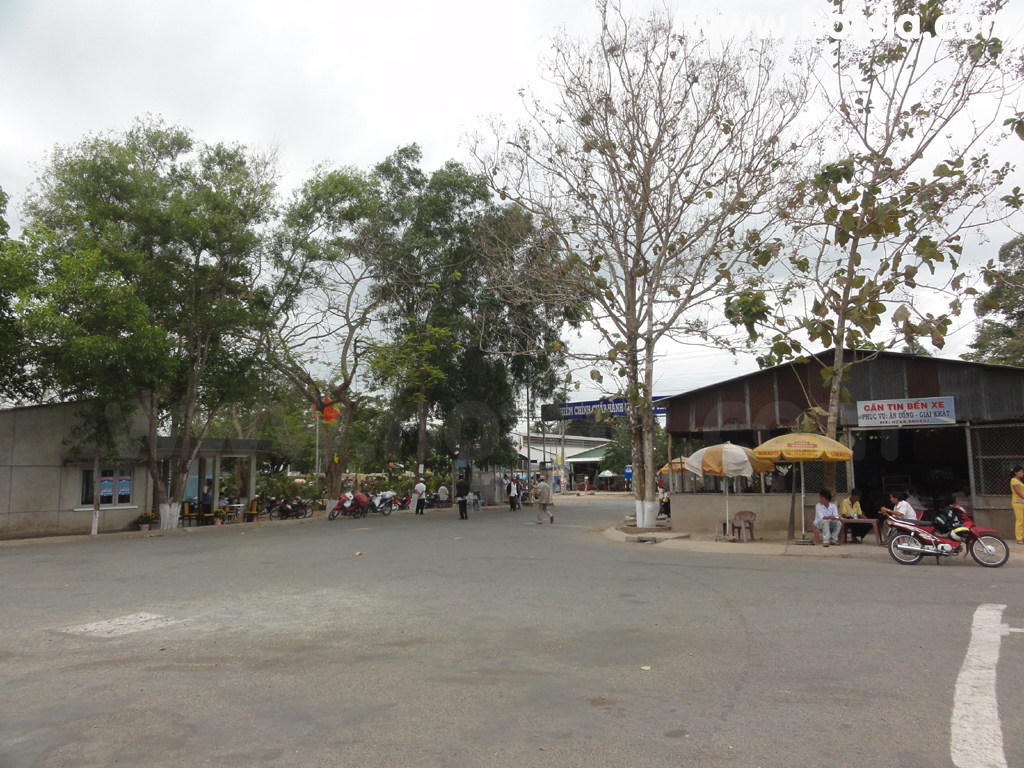 จร่าวิญ Tra Vinh สถานีขนส่งเมืองจร่าวิญ(Tra Vinh bus station)