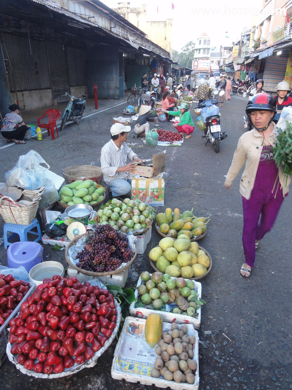 จร่าวิญ Tra Vinh ตลาดสดเช้า-เย็น เมืองจร่าวิญ(Tra Vinh)