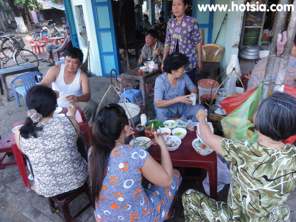 จร่าวิญ Tra Vinh ต้มเส้นปลาช่อน