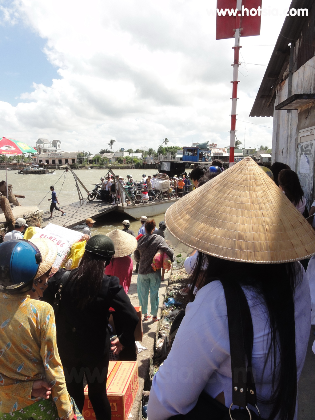 จร่าวิญ Tra Vinh เดินทางจากช็อกจรังมาจร่าวิญ (travel from Soc trang to Tra vinh)
