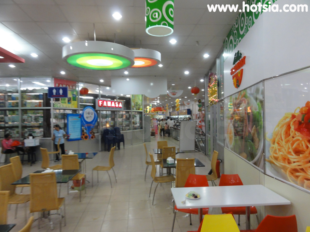 Co Op Mart ห้างโคออปเมืองหวีทัน (Vi Thanh) จังหวัดโห่วยาง (Hau Giang)
