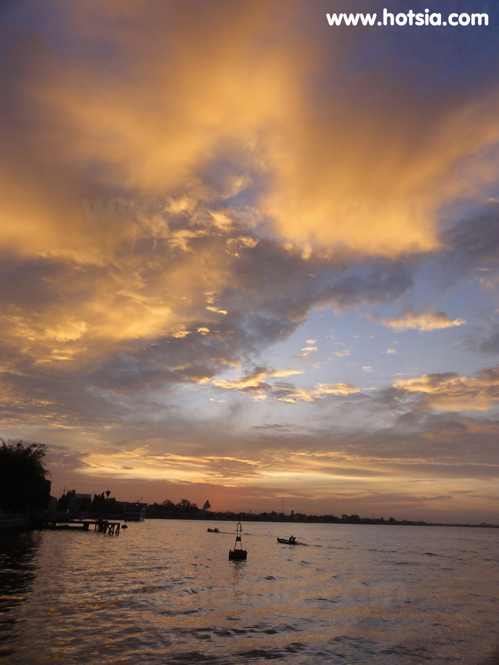 หวิงลอง Vinh Long อาทิตย์ตกดินแม่น้ำโคเชียน (sunset Co Chien river)