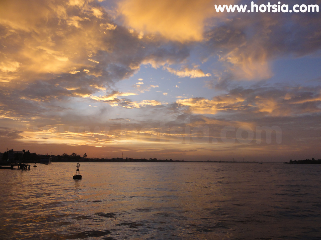หวิงลอง Vinh Long อาทิตย์ตกดินแม่น้ำโคเชียน (sunset Co Chien river)