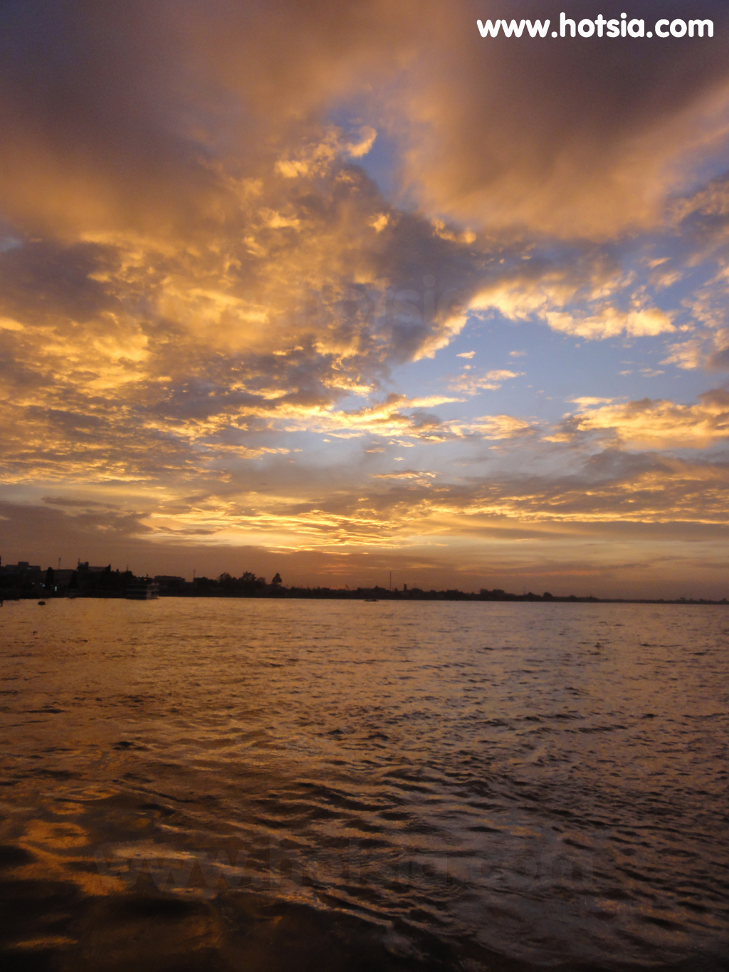 หวิงลอง Vinh Long อาทิตย์ตกดินแม่น้ำโคเชียน (sunset Co Chien river)