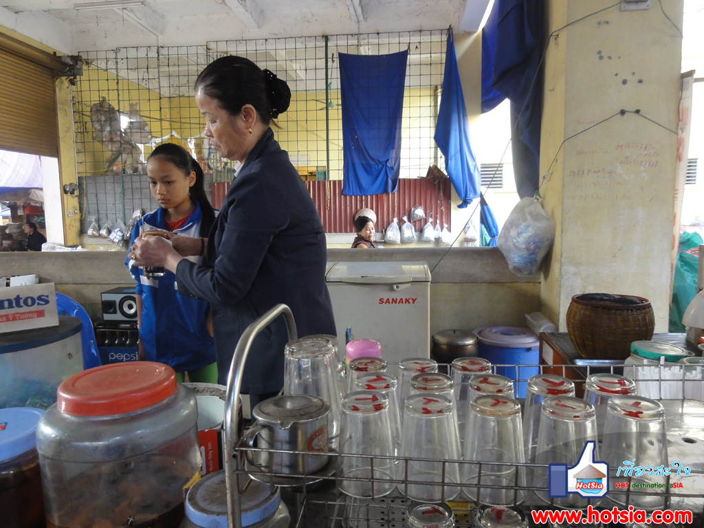 จังหวัดเยนไบ๋ ตลาดเยนไบ๋